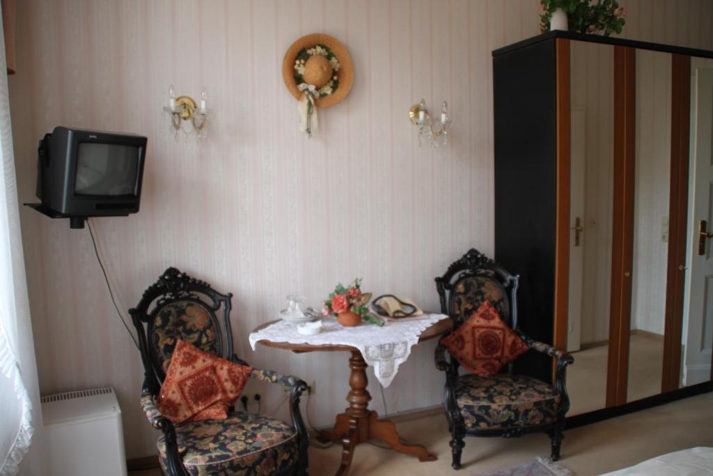Hotel Villa Konigin Luise Bad Pyrmont Bilik gambar