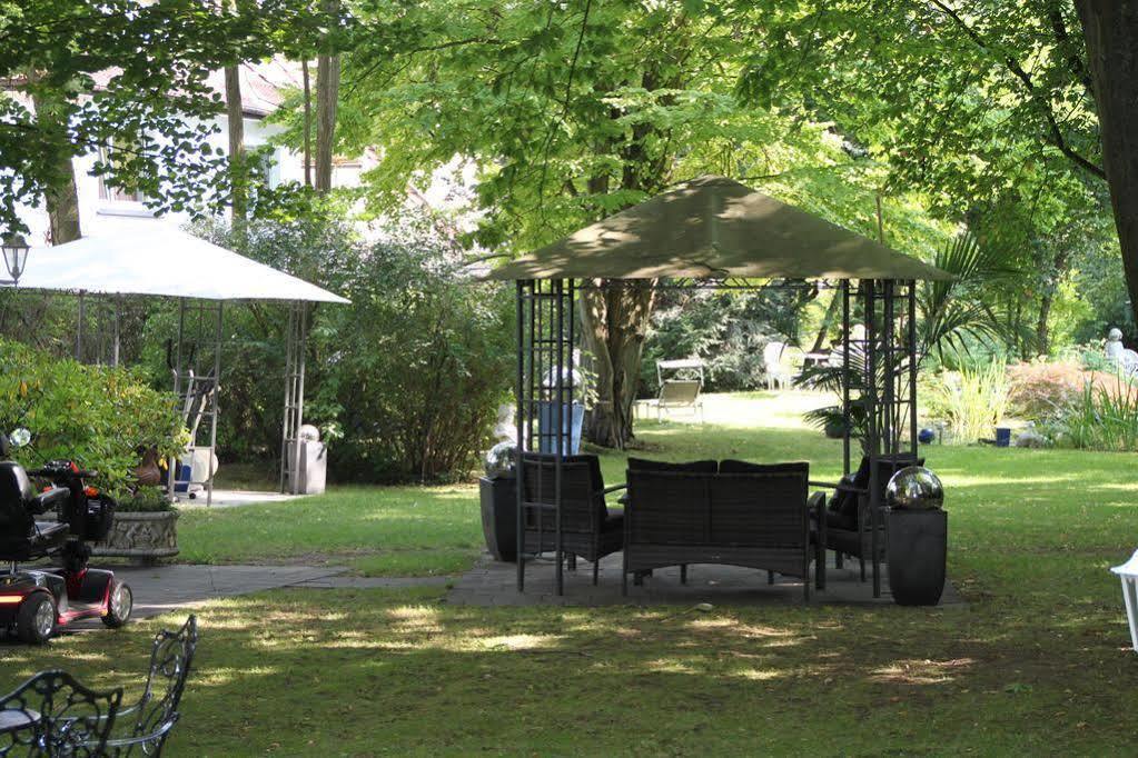 Hotel Villa Konigin Luise Bad Pyrmont Luaran gambar